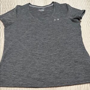 Under Armour Women's Heathered Gray V-Neck Tee